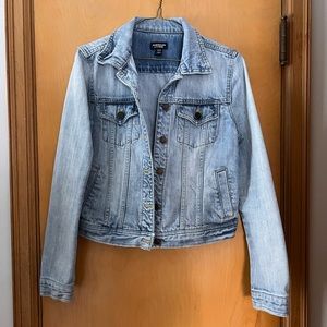 Perfect, flattering jean jacket.